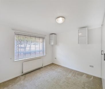 3 Bedroom Apartment - Ground Floor - Photo 1