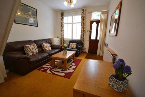 2 bedroom terraced house to rent - Photo 1