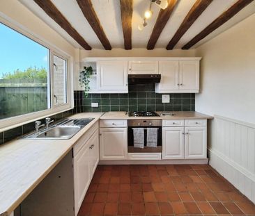 3 bedroom terraced house to rent - Photo 3