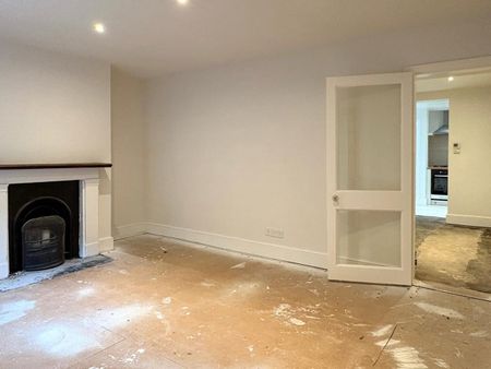 1 Bed Flat, Ellesmere Road, E3 - Photo 2