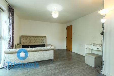 2 bed Apartment for Rent - Photo 3