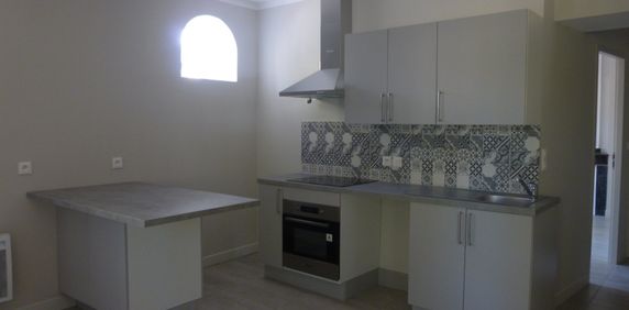 Location Appartement 2 pièces 50m² NARBONNE 11100 - Photo 2