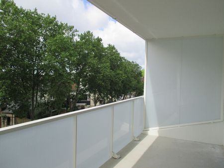 Location Appartement 3 pièces 64m² ORLEANS 45000 - Photo 4