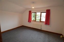 4 Bed Detached house To Rent - Photo 5