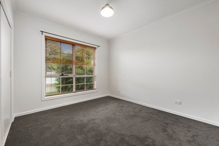 15B Danin St, Pascoe Vale VIC 3044 - Townhouse For Rent | Domain - Photo 3