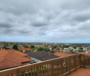 Modern 3BR Flat in Papakura - Photo 4
