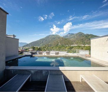 2,5 locali moderno con piscina e vista Alpi - Arbedo - Photo 4