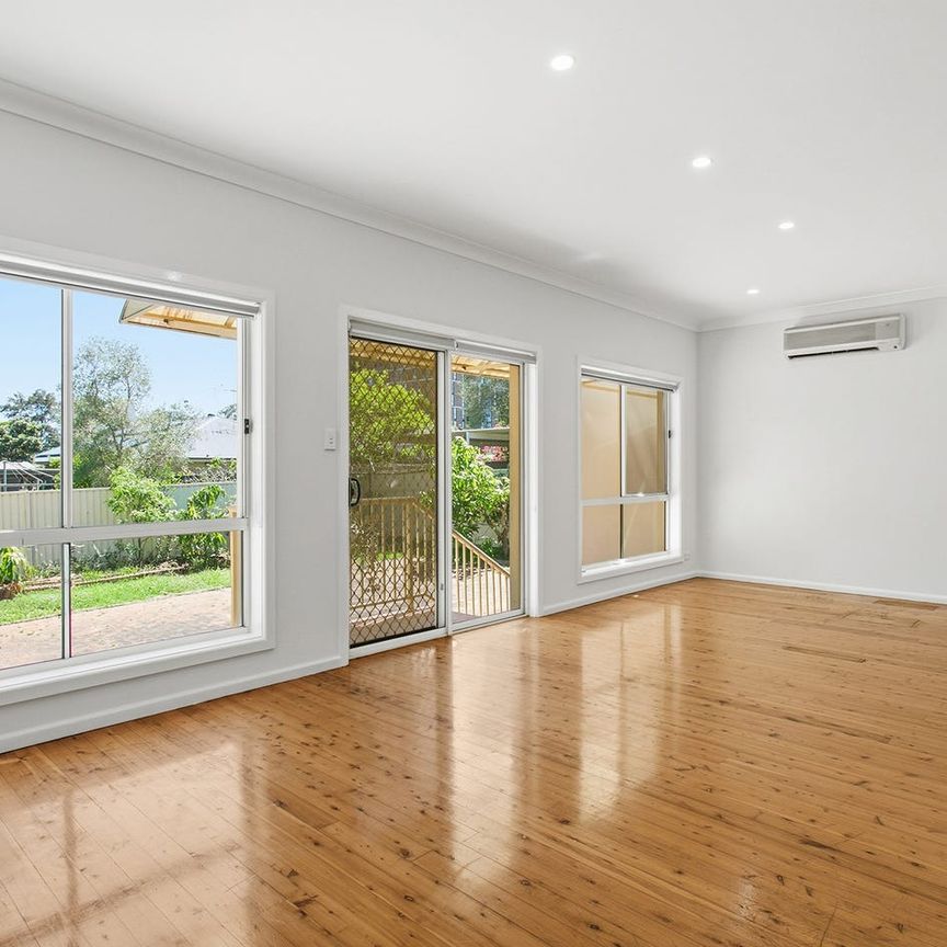 Modern family home in Westmead - Photo 1