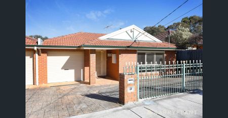 Space, style, and convenience - Photo 4