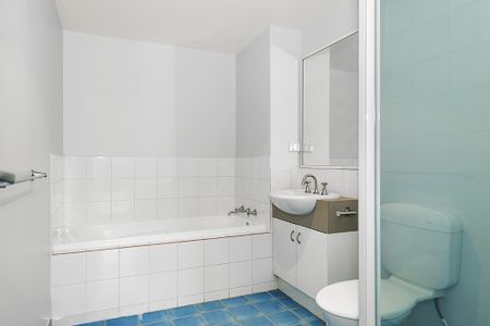 Spacious and Full of Surprises - 2 Bedroom Ground Floor Apartment... - Photo 3