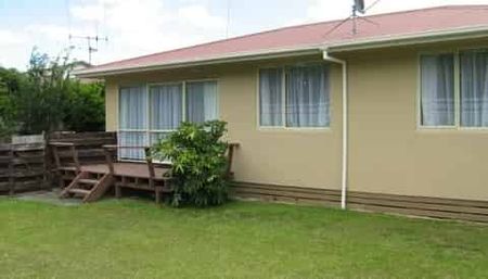 162A Windsor Road - Photo 5