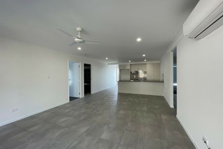 81 Adelaide Street, Cranley - Photo 4
