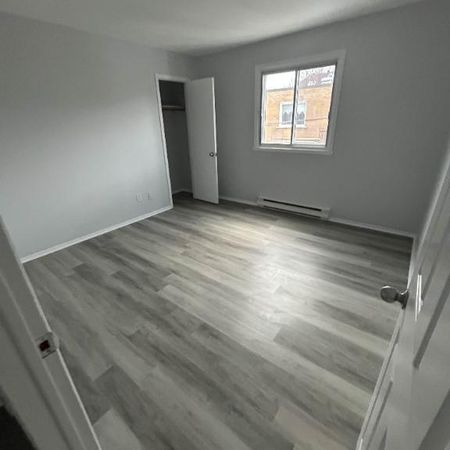 LASALLE - 5 1/2 À LOUER - Photo 4