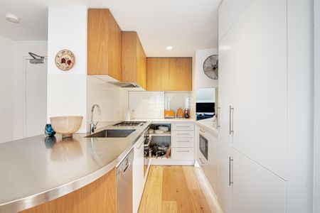 57/175-189 Campbell Street, Surry Hills NSW 2010 - Apartment For Rent | Domain - Photo 4