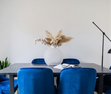 4 bedroom detached house to rent - Photo 2