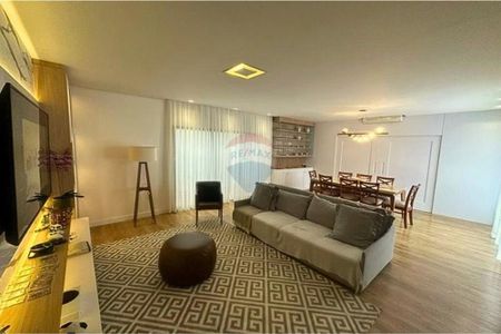 Casa dos Sonhos no Centro de Itajaí – Imperdível! - Photo 3