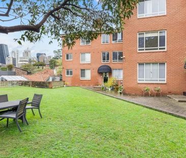 Fabulous One Bedroom in Great Location! - Photo 4
