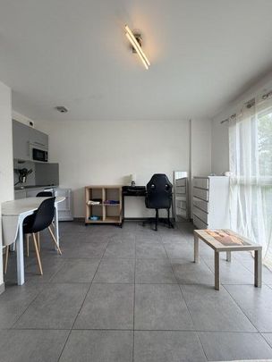 Location Appartement 1 pièce 25m² TROYES 10000 - Photo 1