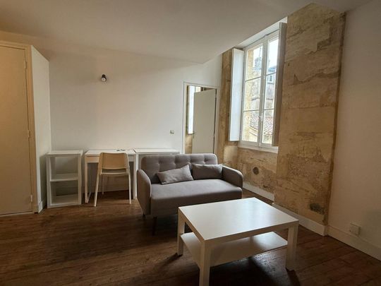 Location Appartement 2 pièces 39m² BORDEAUX 33000 - Photo 1