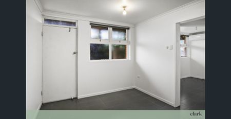 Centrally Located Two Bedroom Unit - Photo 2