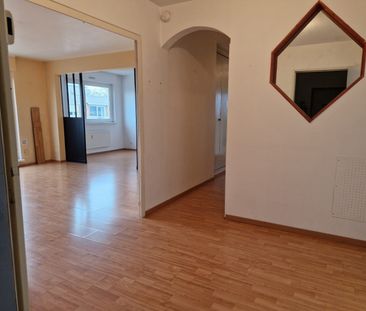 Location Appartement 4 pièces 81m² HUNINGUE 68330 - Photo 4