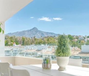 2 bedroom luxury Apartment for rent in Nueva Andalucia, Spain - Photo 3