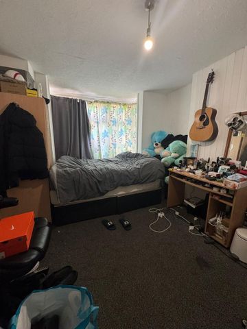 4 bedroom terraced house to rent - Photo 3