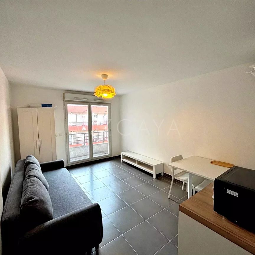 Location Appartement 1 pièce 26m² NICE 06300 - Photo 1