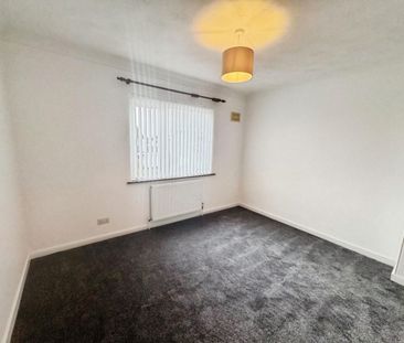 3 bedroom House To Let - Photo 4