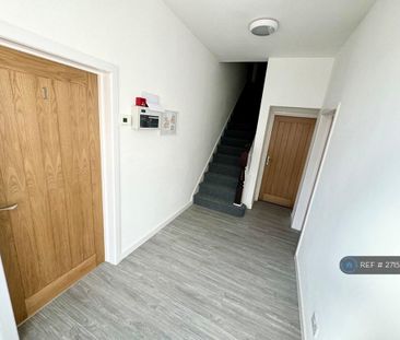 1 bedroom in a house share to rent - Photo 5