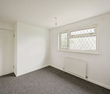 Stovin Crescent, Scunthorpe, Winterton - Photo 4