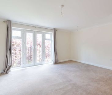 Eaton Gate Bicester Road, Kidlington, Oxfordshire, OX5 - Photo 2