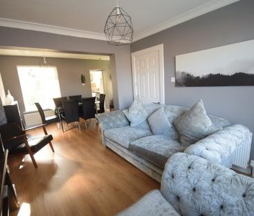 13 Ballygowan Road, Belfast, BT5 7LH - Photo 3