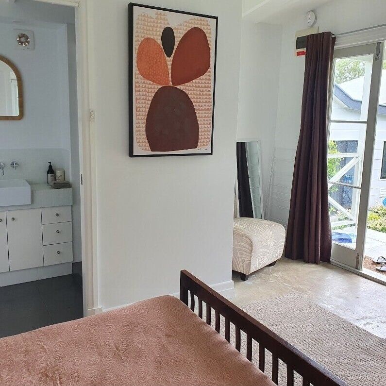 Holland Park - Photo 1