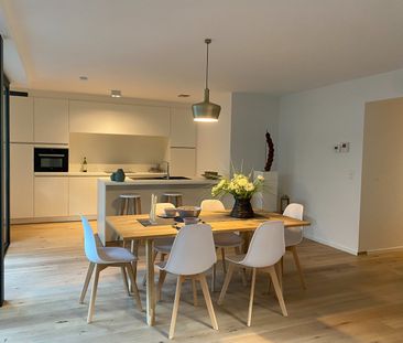 Prachtig nieuwbouwappartement met 2 slpks, ondergrondse parking en kelderberging - Foto 2