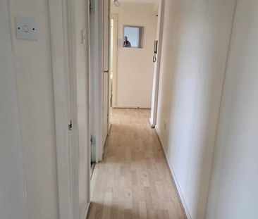 1 Bed Flat, Tilehurst Court, M7 - Photo 6