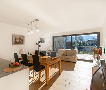 MODERN APARTMENT WITH LARGE TERRACE - Foto 2