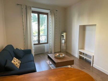 STUDIO MEUBLE -28.25 m² - NEUILLY SUR SEINE - Photo 4