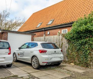 2 bedroom cottage to rent - Photo 2