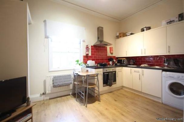 1 bedroom property to rent in Worcester - Photo 1