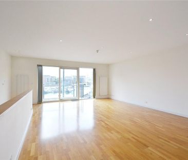 4 bedroom terraced house to rent - Photo 1