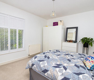 2 bedroom terraced house to rent - Photo 4