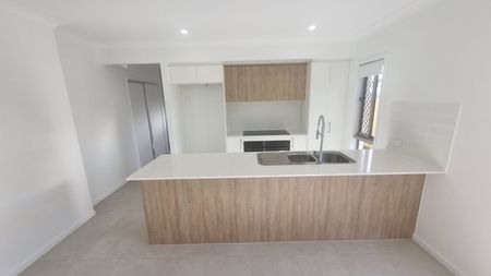 70 Barcoo Dr, Plainland QLD 4341 - House For Rent | Domain - Photo 5