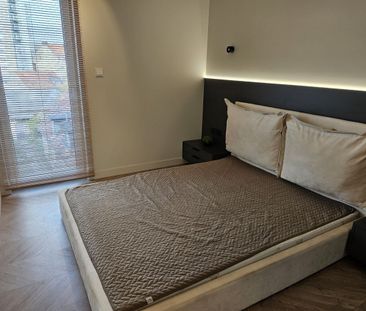 LUKSUSOWY DWUPOKOJOWY APARTAMENT W CENTRUM - Zdjęcie 1