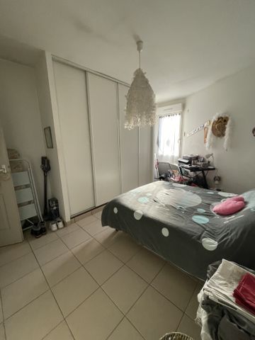 Location Appartement 2 pièces 45m² SALON DE PROVENCE 13300 - Photo 4