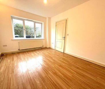 3 bedroom detached house to rent - Photo 5