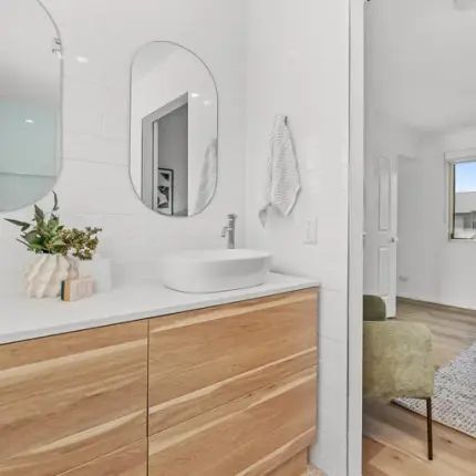 Local Summer Living at its best! - Photo 3