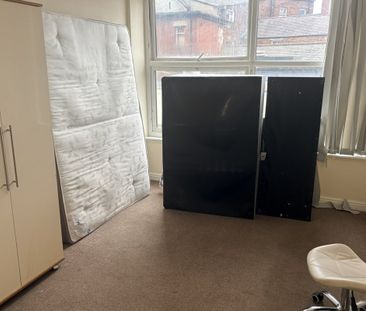 Headlands Road, PONTEFRACT - Photo 2