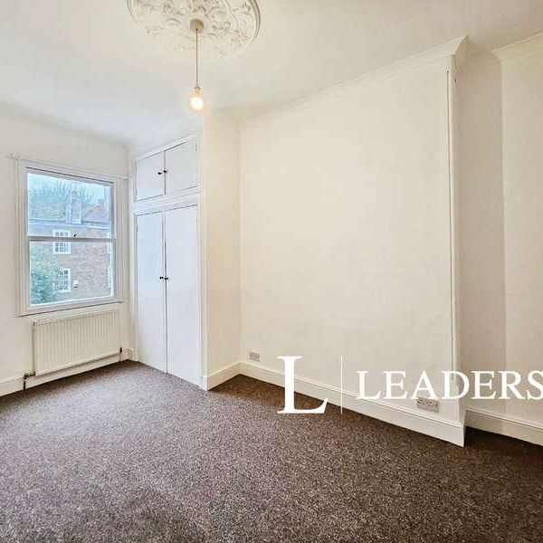 Palmeira Avenue, Hove, BN3 - Photo 1