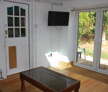 5 bedroom house to rent Lake Road, Chichester, PO19 - Photo 5